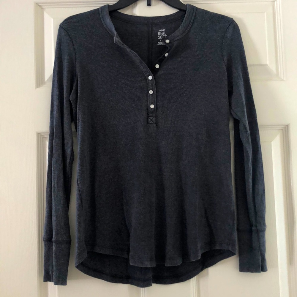 Aerie Button-Down Long Sleeve Tee